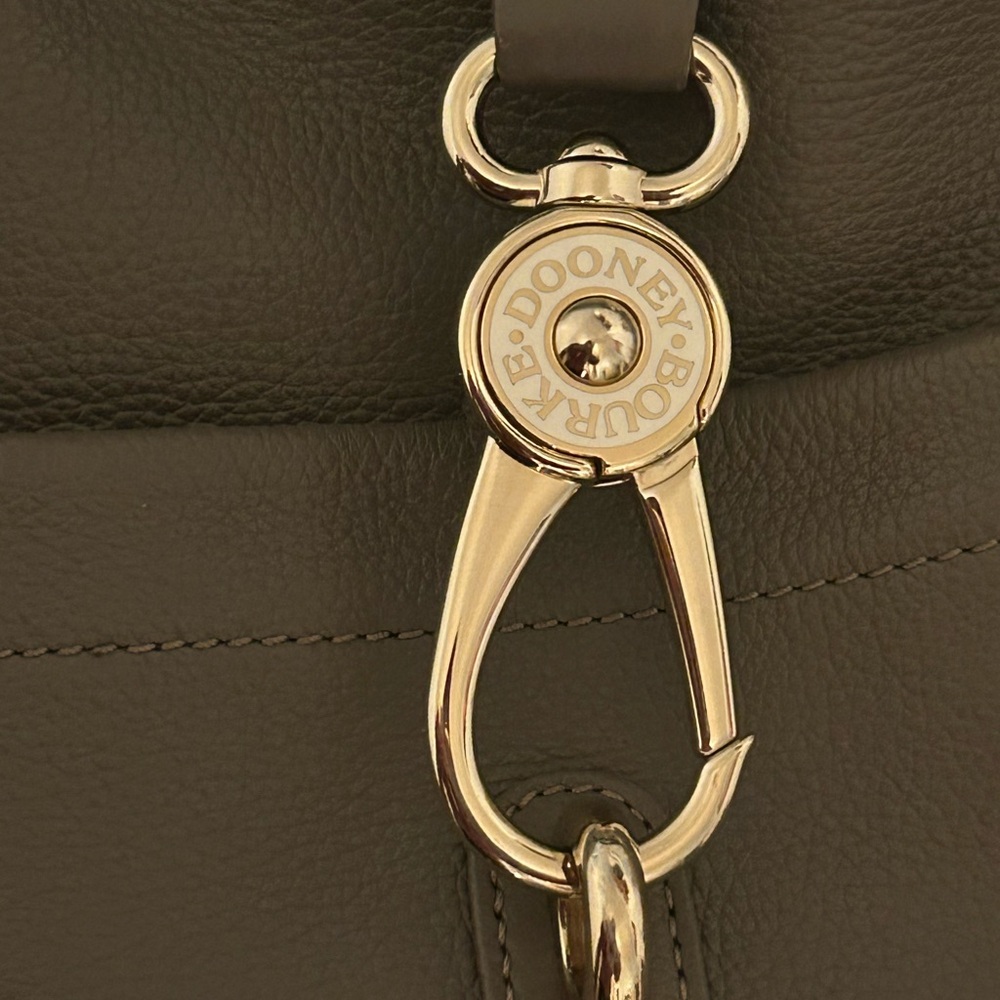 Dooney and Bourke Belvedere Large Lock Tote - Picture 7 of 8